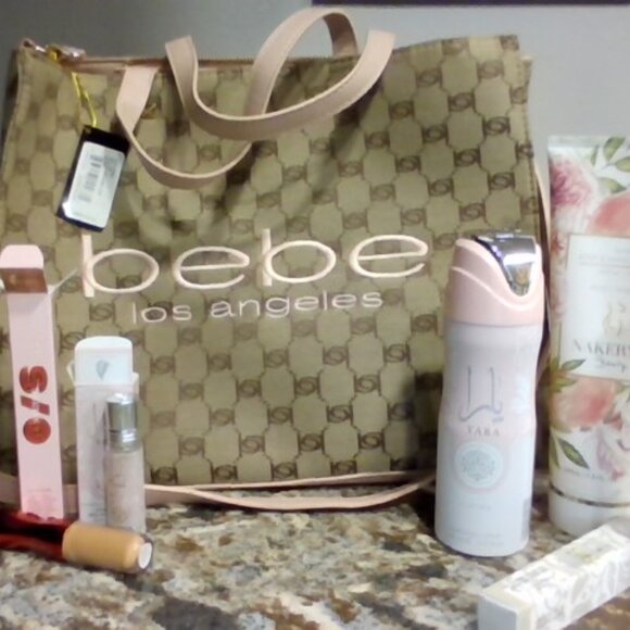 VALENTINES DAY BUNDLE Large BEBE Tote w/ MUCH MORE - Picture 6 of 6